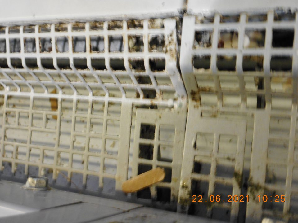 Znečistená chladiace zariadenie.