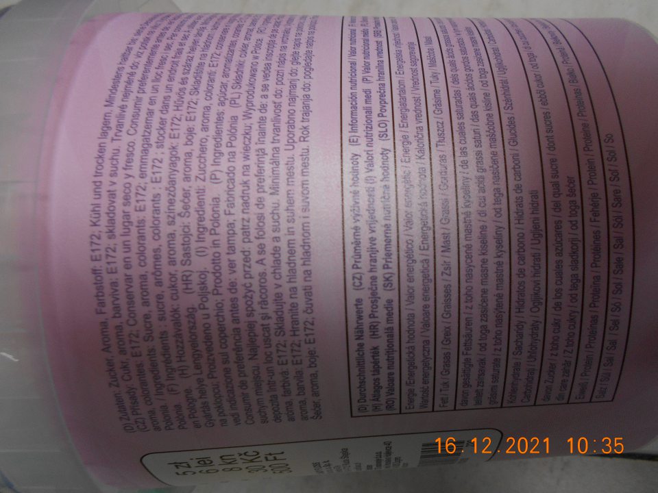  Zistené uvedenie nesprávnych údajov, ako "prísady", "účinné látky".