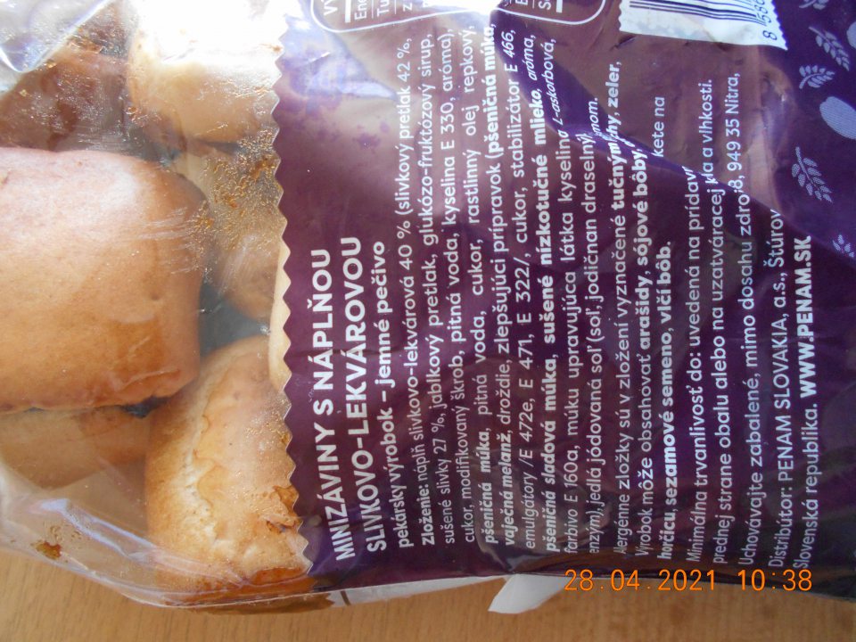 Zistené ponúkanie na predaj piatich druhov pekárskych výrobkov, nesprávne označených, u ktorých v ich zložení bola uvedená zložka emulgátor: E322 bez presného odkazu na názov látky, spôsobujúcej alergie alebo neznášanlivosť- sójový lecitín.