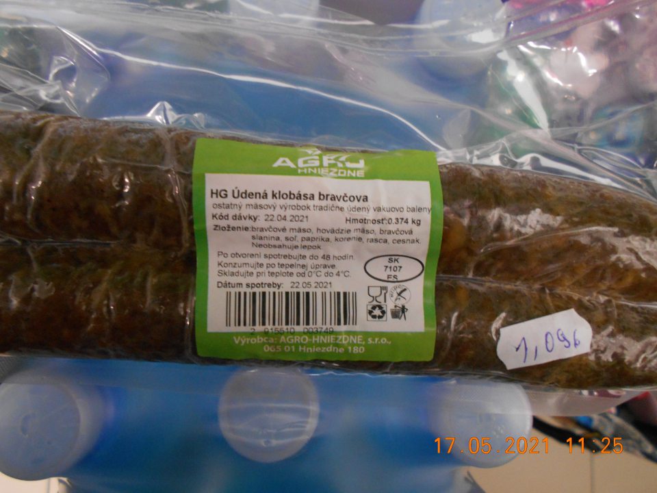  Zistené chýbajúce percentuálne zastúpenie zložky, vyskytujúcej sa v názve potraviny u dvoch druhov mäsových výrobkov a jedného druhu džemov. 