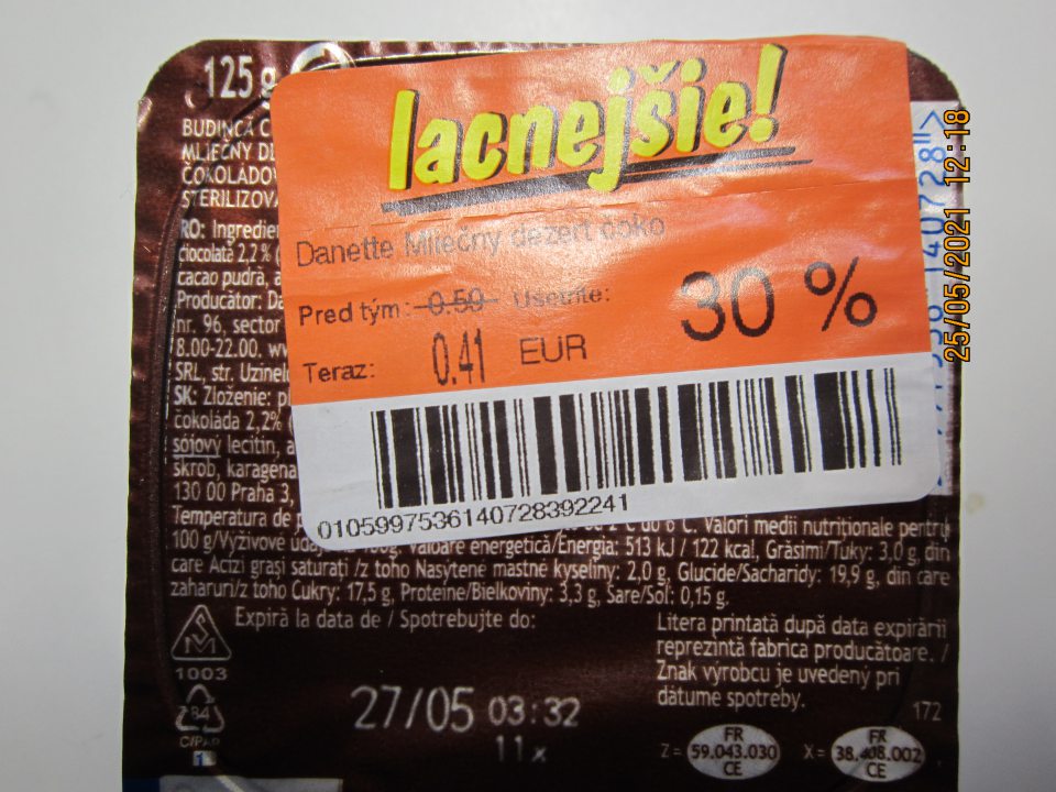 Na obale výrobku: Danette Chocolate Pudding, mliečny dezert čokoládový 125 g  sú prekryté povinné údaje o zložení výrobku, skladovacích podmienkach, dátume spotreby a výrobcovi oranžovou etiketou o zľavnení výrobku.                                                                                                                                                                             