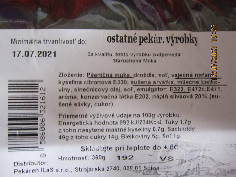 Buchty parené so slivkovým lekvárom 360g – na etikete výrobku  v zložení je prostredníctvom tlače zvýraznená zložka emulgátory: E322 bez presného odkazu na názov látky alebo výrobku spôsobujúceho alergiu alebo neznášanlivosť.