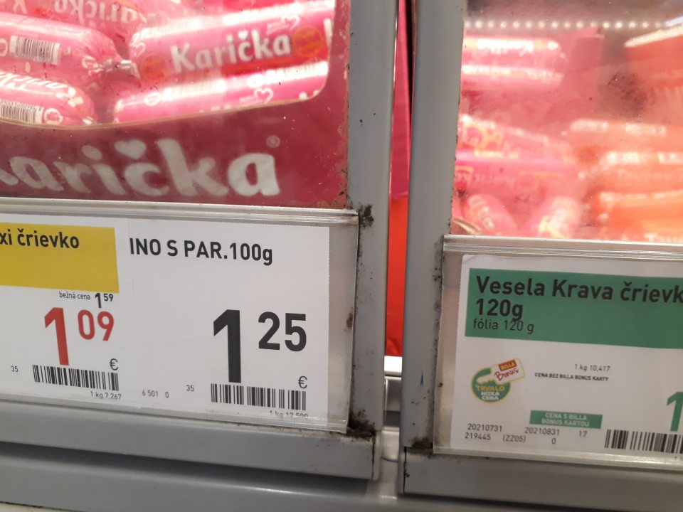 znečistenie chladiacej vitríny