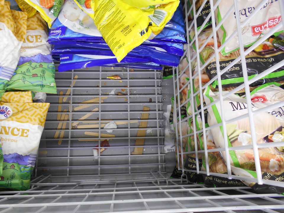  znečistenie mraziacich boxov