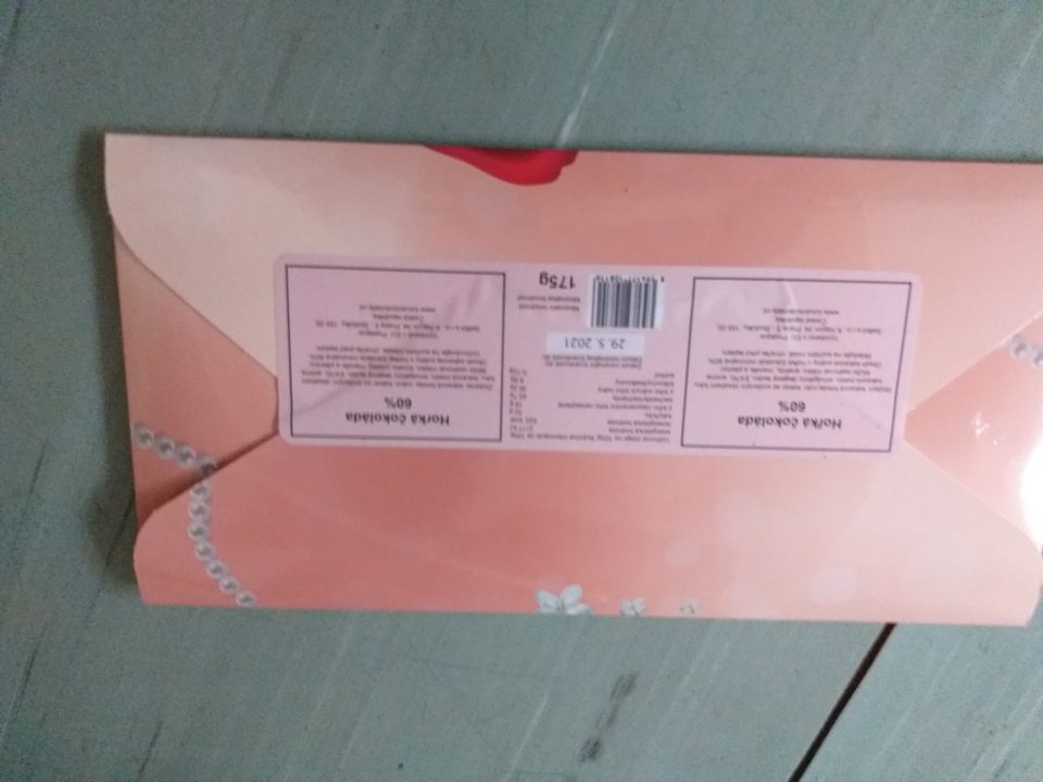 Predaj tovaru po dátume minimálnej trvanlivosti.