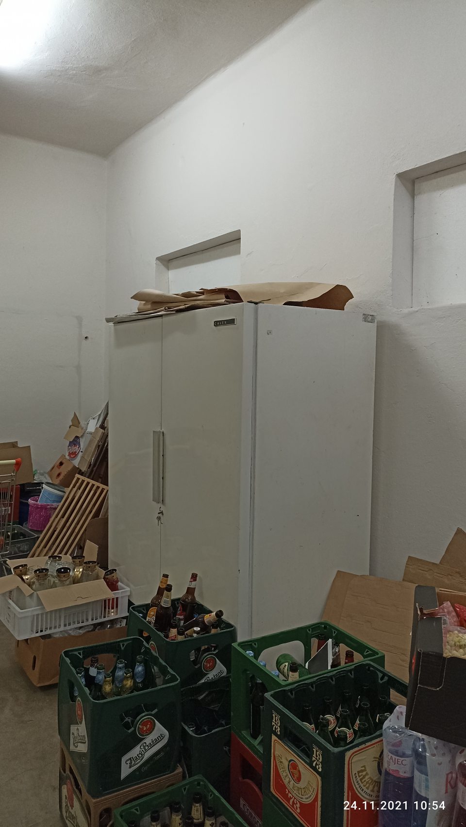 Znečistené skladové priestory