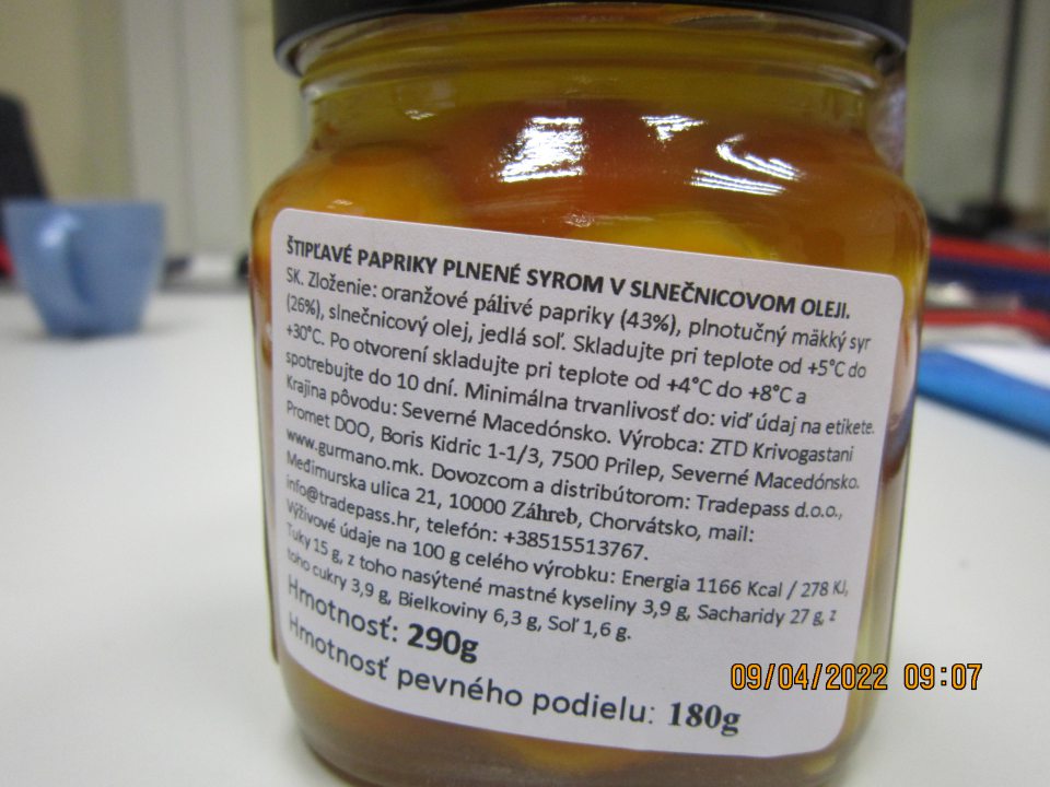 Vo výrobku Štiplavé papriky plnené syrom v slnečnicovomoleji,290g, DMT:29/02/2024,Lot:05622  - v označení zloženia  výrobku nezvýraznený alergén
