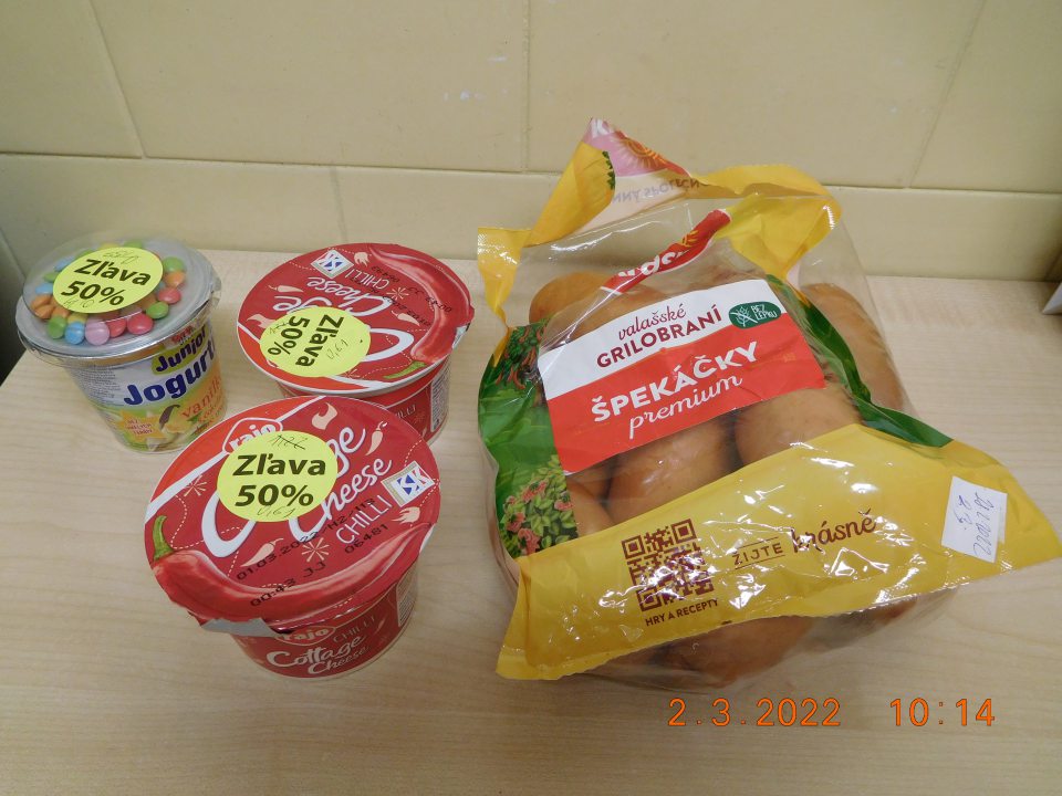 Predaj tovaru po uplynutom dátume spotreby.