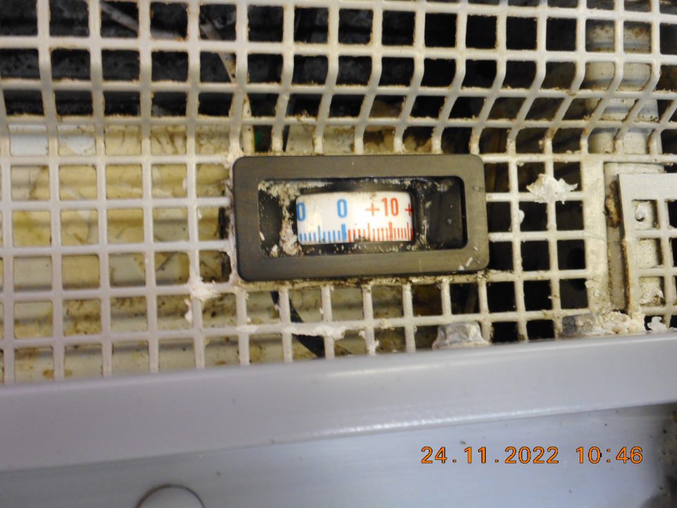 Nevyhovujúca hygiena chladiacich zariadení na predajnej ploche