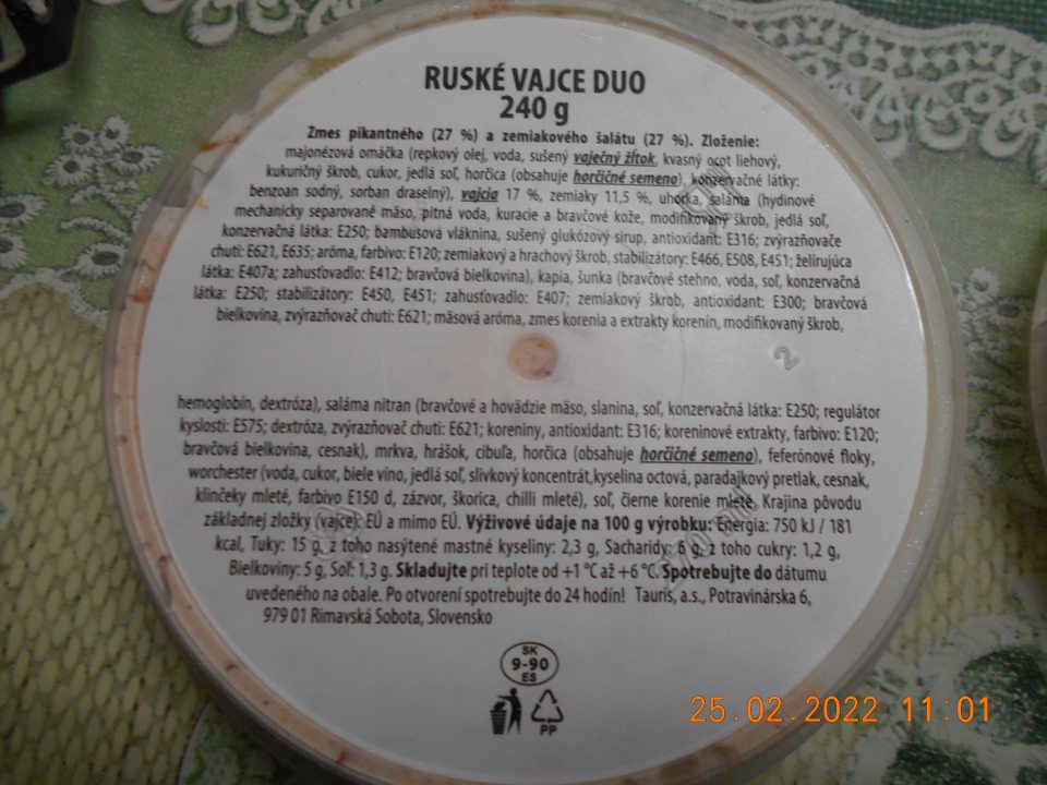  	Zistené ponúkanie na predaj dvoch druhov potravinárskych výrobkov, u ktorých na etikete v zložení chýbalo zloženie zloženej zložky- horčica. 