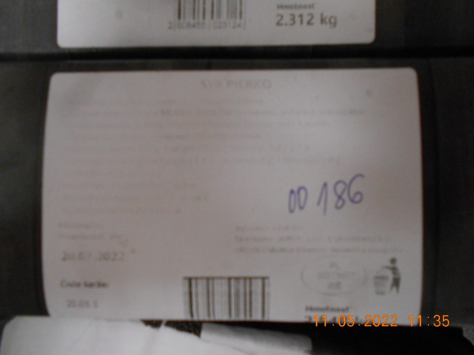 Zistené uvádzanie do obehu jedného druhu syra, u ktorého údaje na etikete neboli čitateľné z dôvodu jej vyblednutia. 