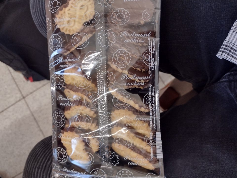 Zistené uvádzanie do obehu jedného druhu potravinárskeho výrobku, u ktorého boli v zložení uvedené údaje, ktoré sú pre spotrebiteľa nejasné a nepresné.