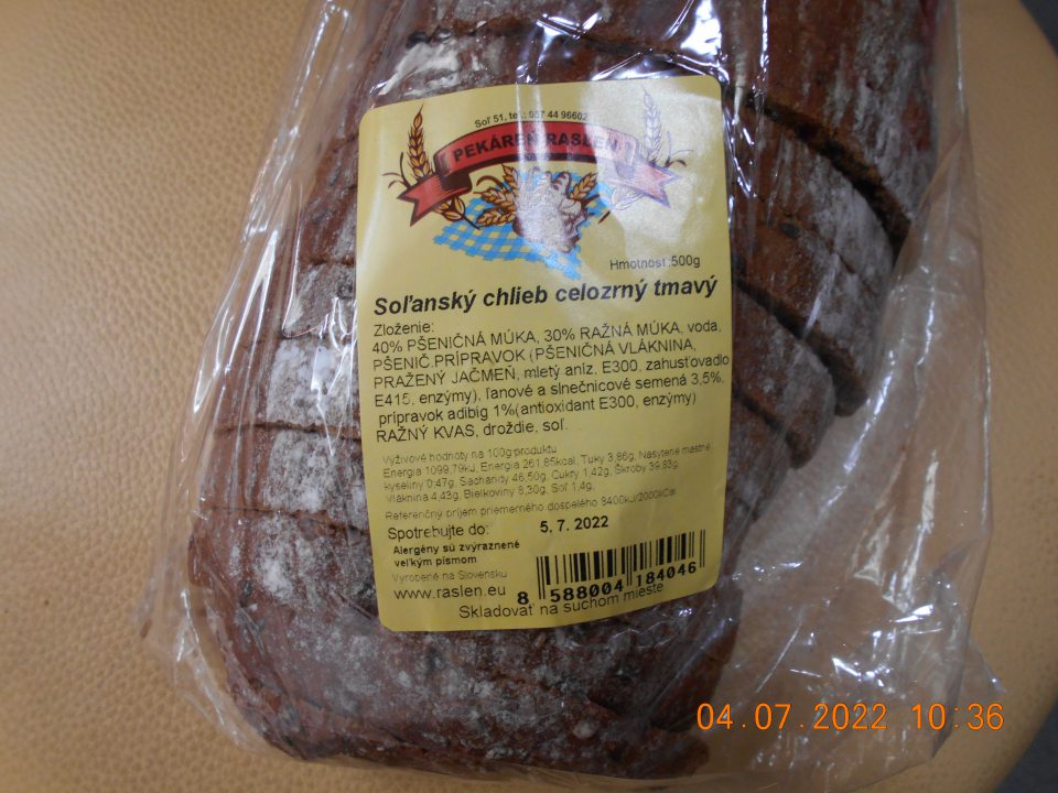 Zistené uvádzanie do obehu jedného druhu pekárskeho výrobku, u ktorého boli v zložení použité skratky. 