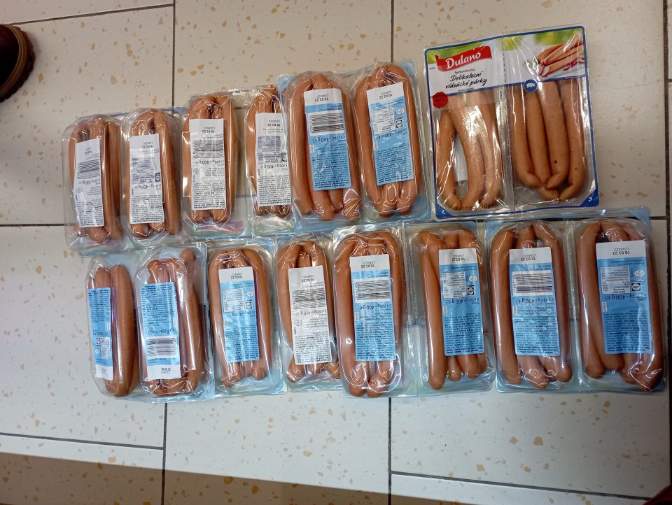 Viedenské párky v baraňom črievku, light 2x200g po dátume spotreby.