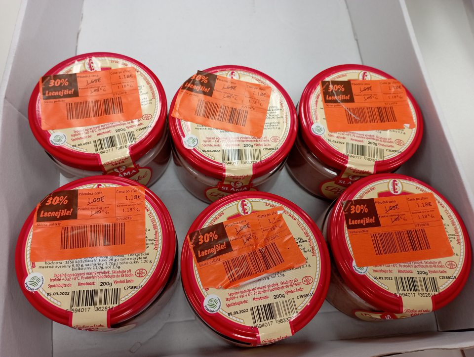 Babičkina paštéta 200g po dátume spotreby.