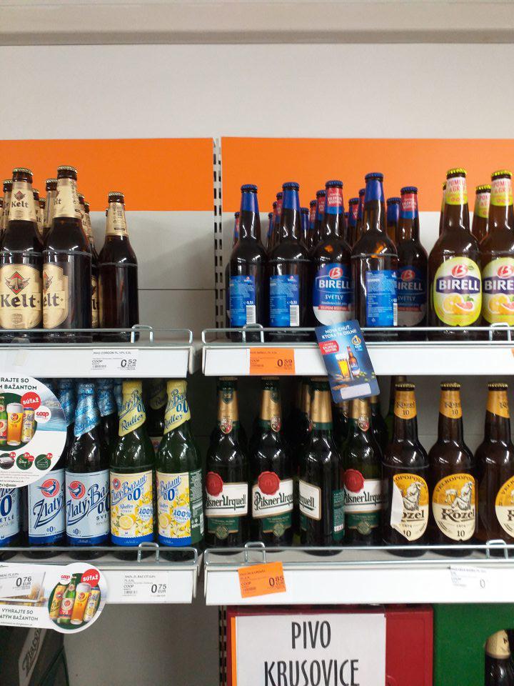 Predaj jedného druhu výrobku po DMT, ktorý bol vystavený spolu s ostatnými potravinami na predajnej ploche.