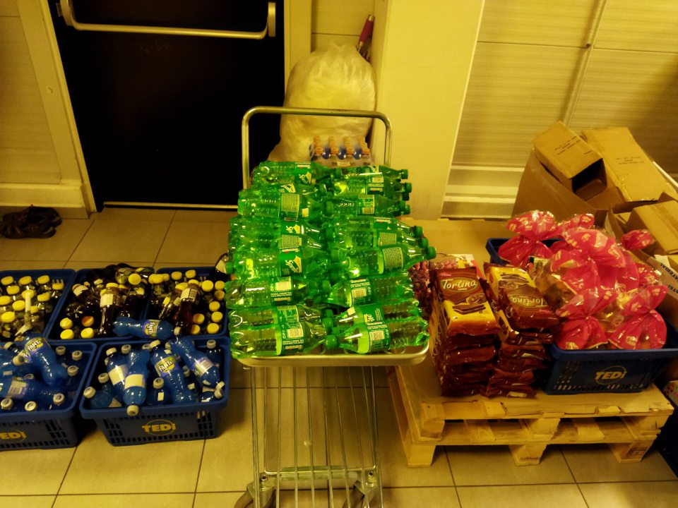 Predaj potravín neoznačených v kodifikovanej forme štátneho jazyka.