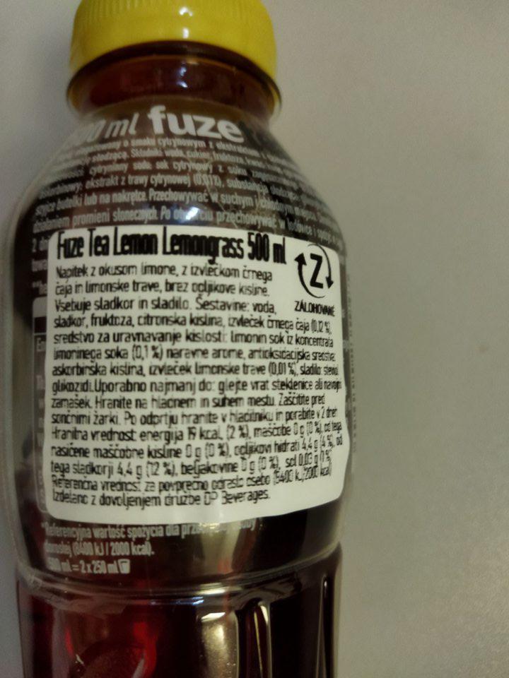 Predaj potravín neoznačených v kodifikovanej forme štátneho jazyka.