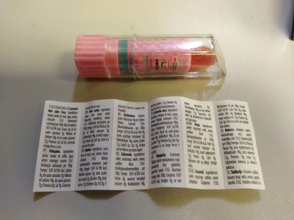 Predaj potravín neoznačených v kodifikovanej forme štátneho jazyka.