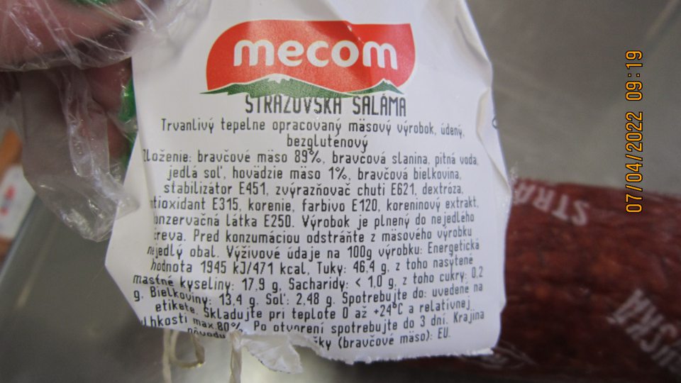 Predaj mäsového výrobku bez označenia dátumu otvorenia a bez označenia skráteného dátumu spotreby. 