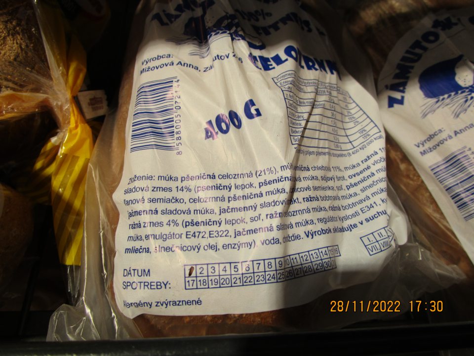 U 4 druhov Zámutovského chleba bol uvedený dátum spotreby namiesto dátumu minimál-
nej trvanlivosti v celkovom množstve 7,5 kg a v celkovej cene 29,22 €