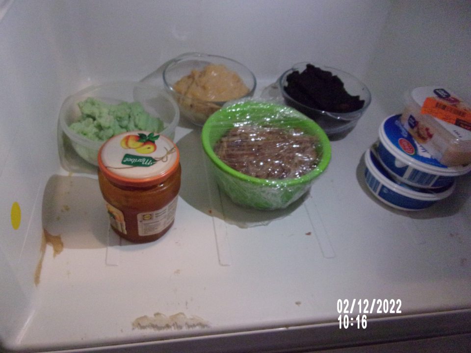 V chladiacom boxe výskyt čiernej plesne.