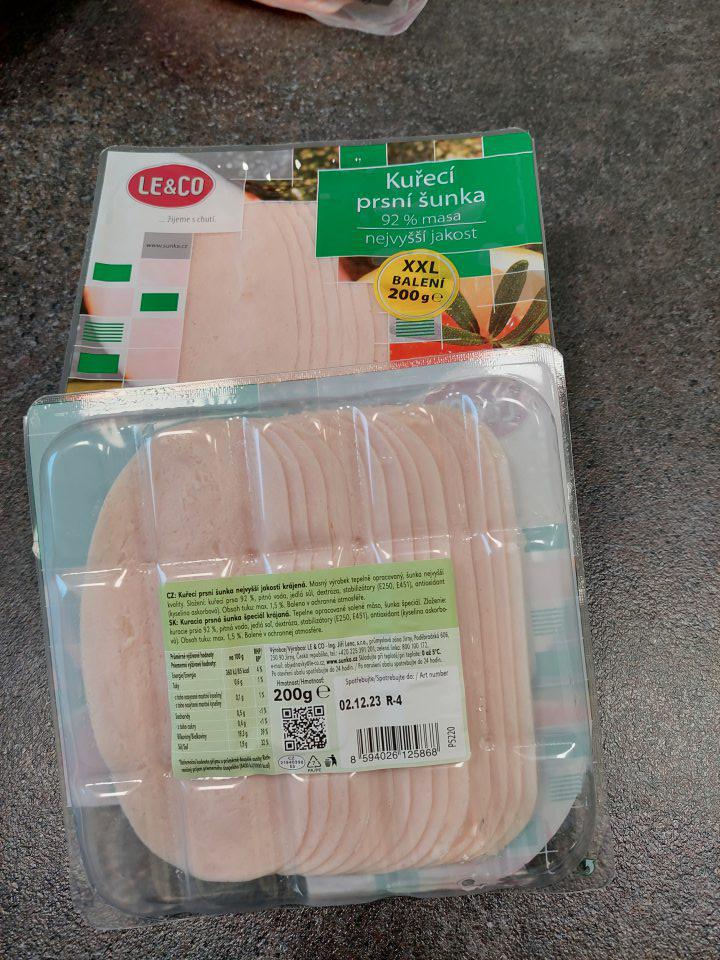 Mäsový výrobok DS: 02 .12.2023 - 13 dní po DS, celková hmotnosť: 0,8kg, celková cena: 10,36€.