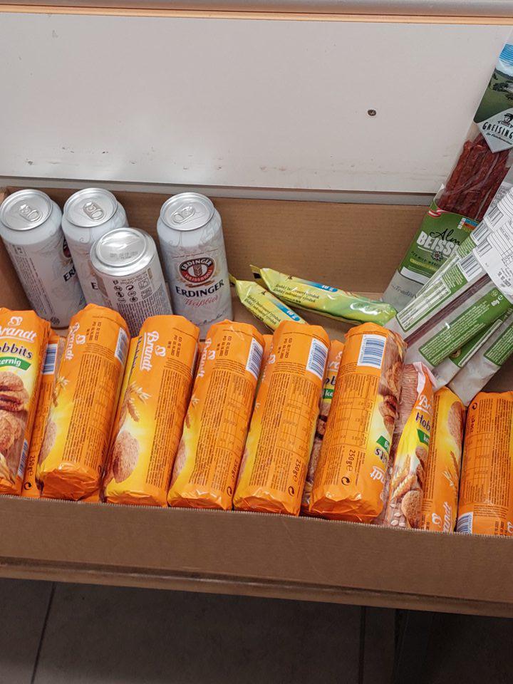 Predaj potravín po dátume minimálnej trvanlivosti do 45 dní spolu s predávanými potravinami: 4 druhy, celková hmotnosť: 7,88 kg, celková cena: 73,35 €.