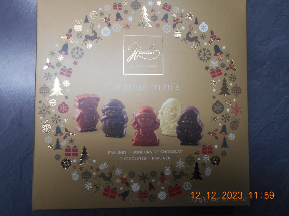 Sortiment čokolády a karamelovou náplňou 35%