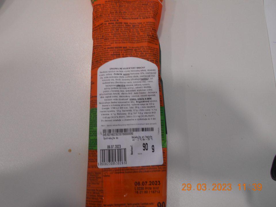 vádzanie do obehu troch druhov potravinárskych výrobkov, u ktorých údaje v zložení výrobku sú nepresné, nejasné a nezrozumiteľné pre spotrebiteľa. 