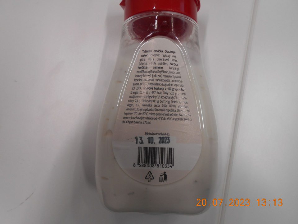 tatárska omáčka", pričom pod pojmom tatárska omáčka sa rozumie , ak ide o majpnézový výrobok ktorý obsahuje najmä vaječnú zložku, avšak v zlôožení výrobku chýba vaječná zložka 