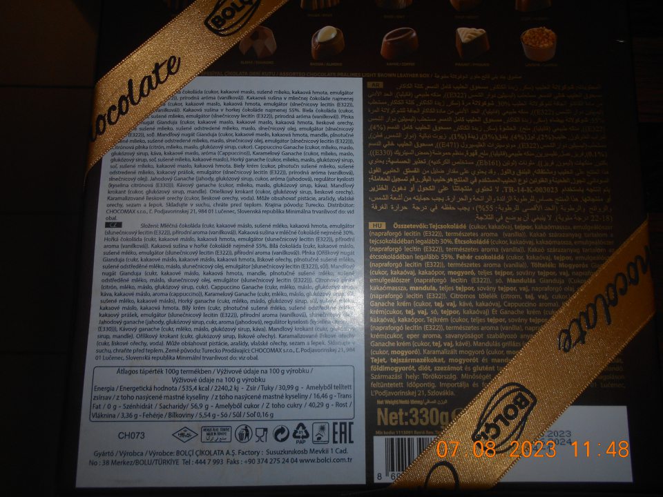 V čase kontroly zistený nedostatok v označovaní: - v zložení výrobku nie sú zvýraznené zložky spôsobujúce alergie alebo neznášanlivosť (sušené odstredené mlieko, sušené plnotučné mlieko, mlieko, mandle, lieskové orechy, arašidy, vlašské orechy lepok, sezam, pistácie) - chýba názov výrobku - chýbajú výživové údaje v kodifikovanej podobe štátneho jazyka (z toho nasýcené mastné kyseliny, bílkoviny)