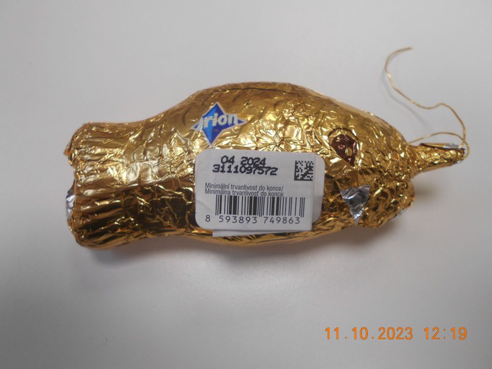 všetky informácie o výrobku okrem dátumu minimálnej trvanlivosti sú dostupné len po otvorení odlepovacej etikety bez odkazu na jej otvorenie