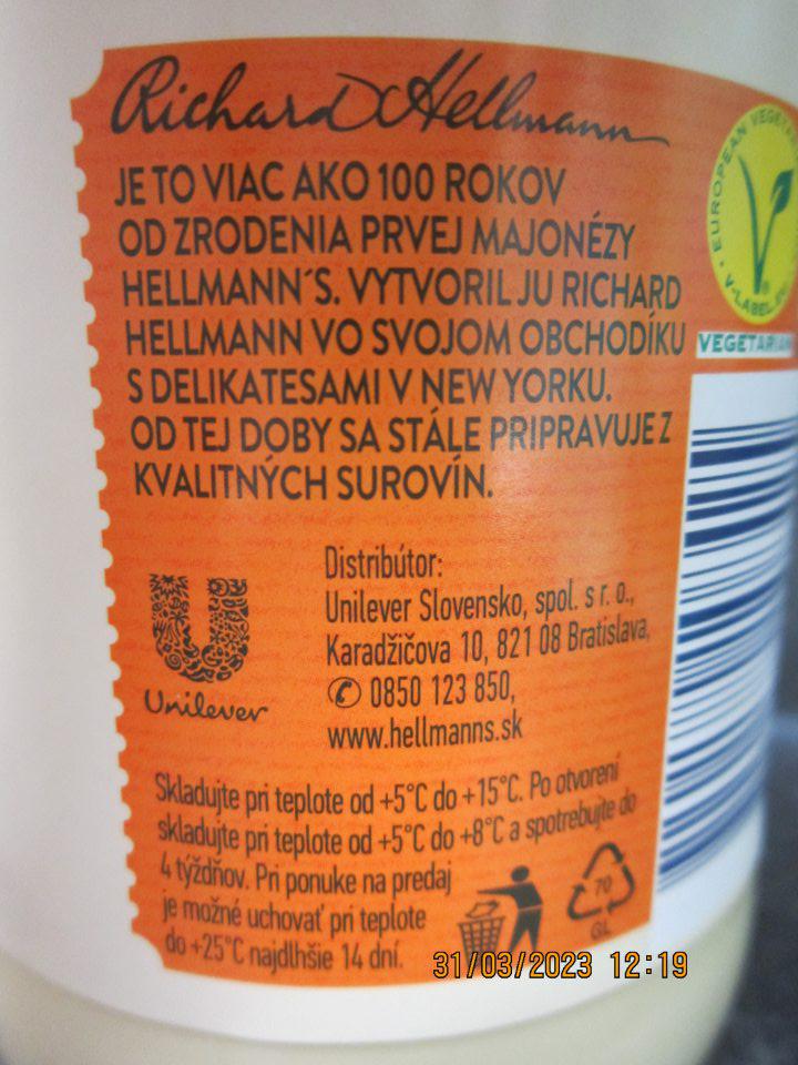 Nedodržanie teplotných režimov pri vystavovaní majonézových výrobkov na predajnej ploche - na etikete výrobku uvedené skladovacie podmienky: „Skladujte pri teplote od +5°C do 15°C...Pri ponuke na predaj je možné uchovať pri teplote do +25 °C najdlhšie 14 dní“. 