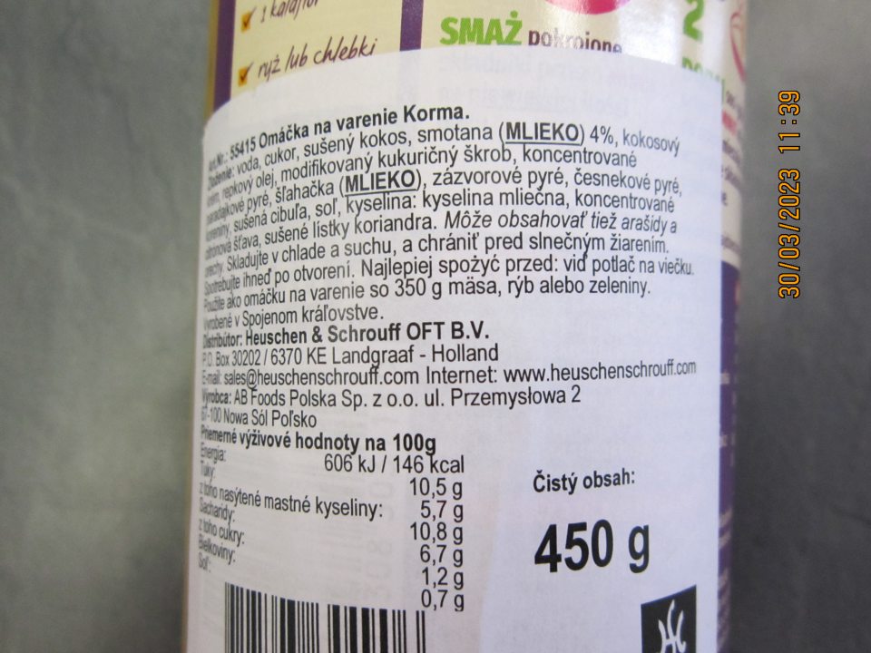 Nedostatok zistený v označovaní výrobku – Omáčka na varenie Korma 450 g - na etikete výrobku údaj o dátume minimálnej trvanlivosti neuvedený v slovenskom jazyku.