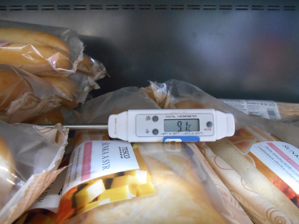 Bagety uchovávané v chladiarenskej vitríne v čase 11,13 hod pri teplote +9,1 (±0,1)°C.