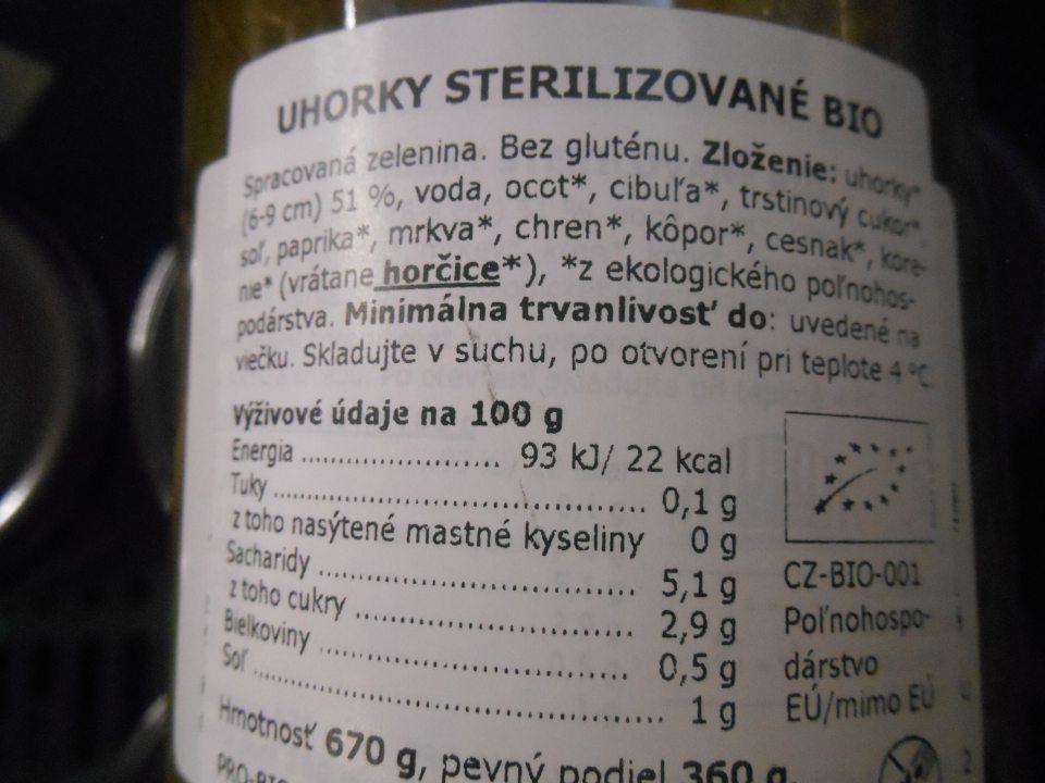Nedostatok zistený v označení výrobku – Uhorky sterilizované BIO 670g – nesprávne uvedený dátum minimálnej trvanlivosti. Na etikete uvedené: „Minimálna trvanlivosť do: uvedené na viečku“, na viečku uvedený údaj „08.2024“. Správne má byť: „Minimálna trvanlivosť do konca:....“.