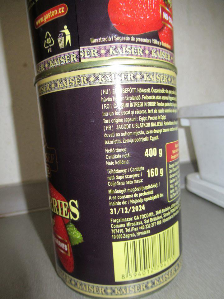 Chýbajúce označenie v kodifikovanej podobe štátneho jazyka: Franz Jozef Exclusive Strawberries in syrup, no colorants 400g.