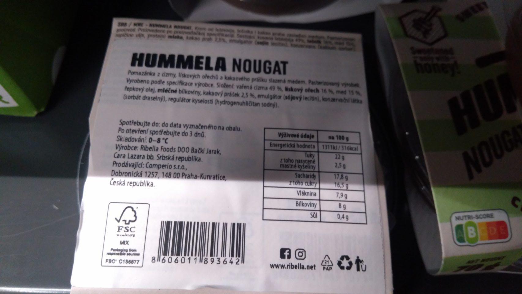 V ponuke predaja výrobok neoznačený v kodifikovanej podobe štátneho jazyka: HUMMELA NOUGAT, Pomazánka z cízrny, lískových ořechů a kakaového prášku slazená medem., Výrobce: Ribella Foods DOO Bački Jarak, Cara Lazara bb. Srbská republika, Prodávající: Comperio s.r.o., Dobronická 1257, 148 00 Praha - Kunratice, Česká republika, Spotrebujte do: 23.04.2023.