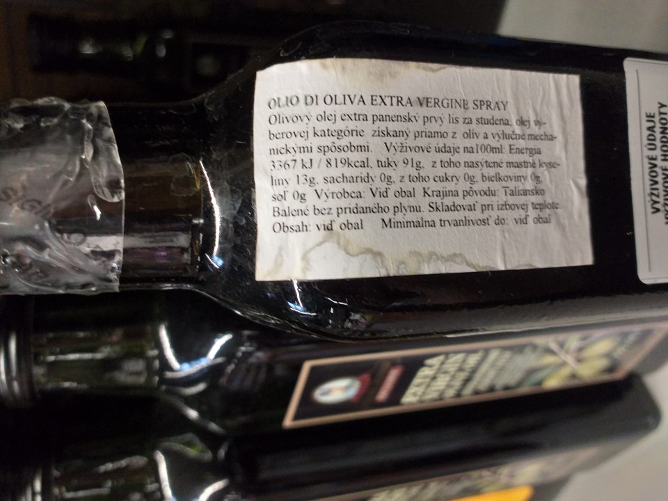 Predaj jedného druhu výrobku - Olitalia extra virgin olive oil - nesprávne označené podmienky skladovania.