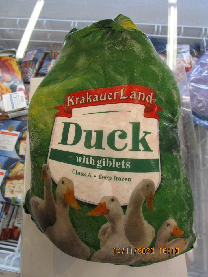 Duck Krakauerland - hlbokozmrazená kačica s drobkami, výrobca: CEDROB S.A.Ujazdówek 2A, PL 06-400 Ciechanów v celkovom množstve 2,8 kg a v celkovej cene 19,60 € chýbalo na etikete pre konečného spotrebiteľa označenie v kodifikovanej podobe štátneho jazyka