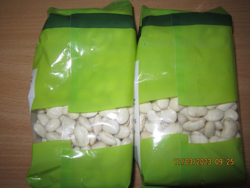 Fazuľa biela veľká maslová VIDO 350g, DMT: 19.09.2024,označenie dávky:2L.213378, nevyhovujúce senzorické znaky - nevhodná na ľudskú spotrebu pre zmenený odpudzujúci vzhľad.