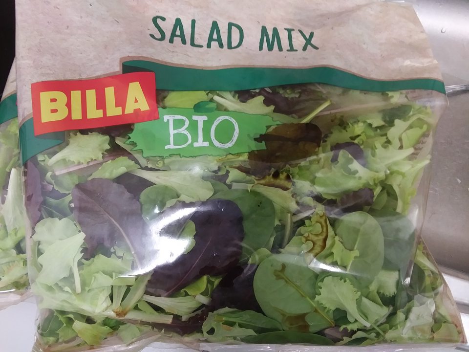 BIO MIX šalátov 100 g, výskyt hniloby aj plesne na listoch.