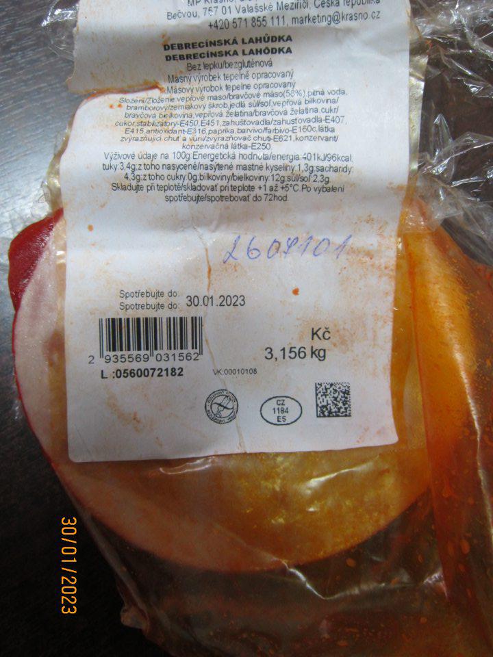 3. Predaj potravín so senzorickými zmenami - osliznuté, kyslo zapáchajúce.