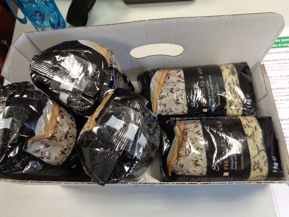  	Tovar po DMT: Biela celozrnná ryža, hm.1kg, 5ks, cena 3,49€