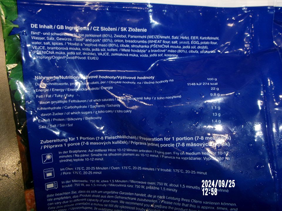 Chýbajúci opisný názov u dvoch druhov potravinárskych výrobkov- v štátnom jazyku. 