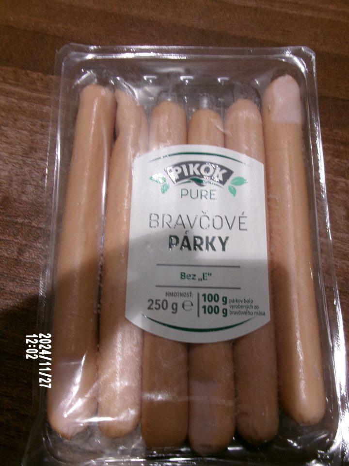  Nejasné, nepresné údaje o obsahu zložky mäsa v mäsovom výrobku. Na etikete uvedené sto percentné zastúpenie tejto zložky, pričom v zložení uvedené ďalšie zložky. 