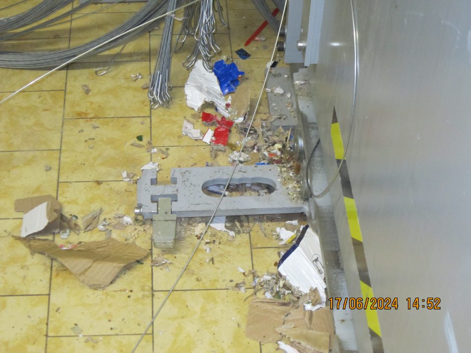 Znečistené podlahy