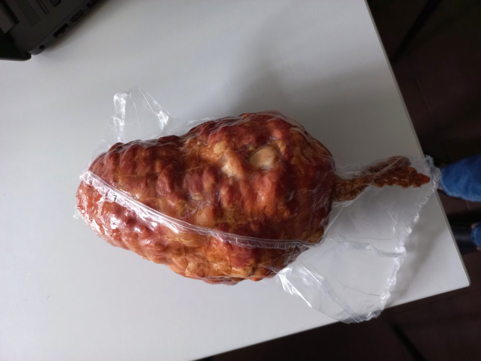 Mäsový výrobok bez akéhokoľvek označenia