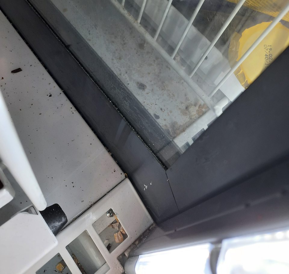 znečistenie mraziaceho zariadenia na predajni